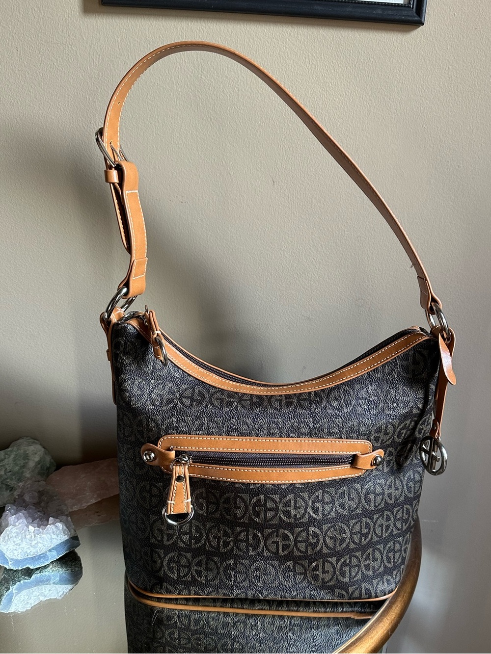 Giani Bernini Block Signature Hobo
